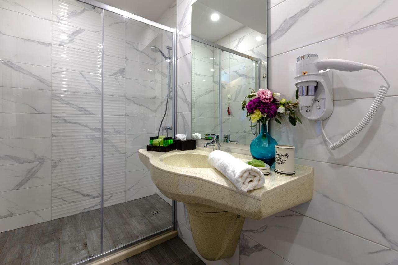 Marina Otel Burgaz